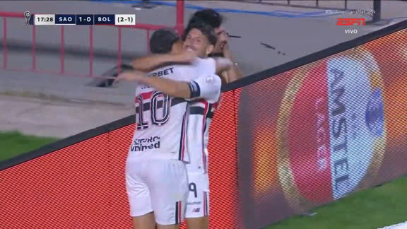Gol do São Paulo! Luciano dá 'golpe de karatê', se estica e faz 1 a 0 contra o Bolívar; VEJA