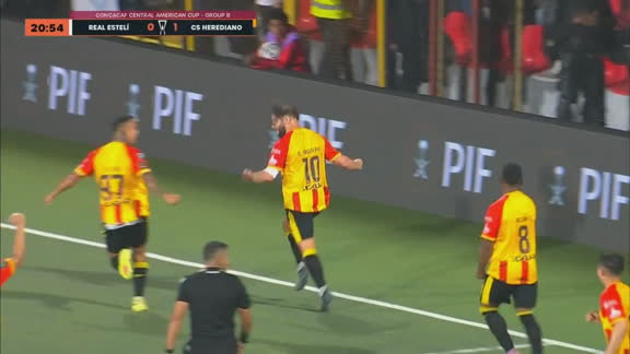 ¡GOOOL DE HEREDIANO! Elías Aguilar anota anota el 0 a 1 ante el Real Estelí al 21'