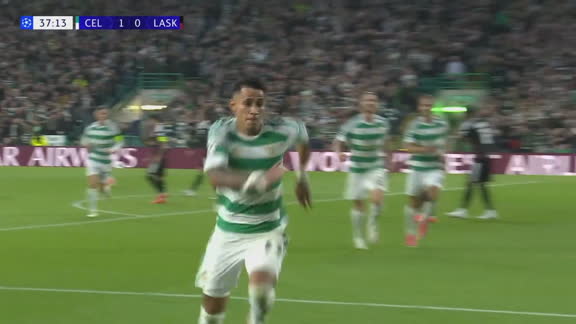 Con aroma a café: Camilo Durán y un zapatazo descomunal para el 2-0 ante el LASK Linz