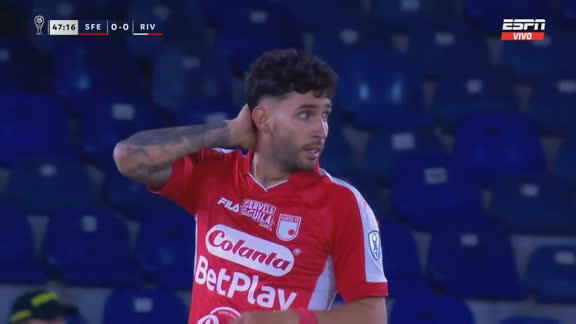 Del blooper de Rivero al errado de Bustos: se salvó River
