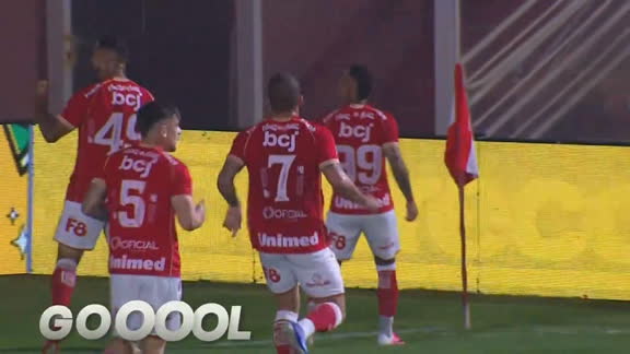 Gol do Vila Nova! Janderson sai cara a cara com o goleiro e abre o placar contra a Ponte Preta; VEJA