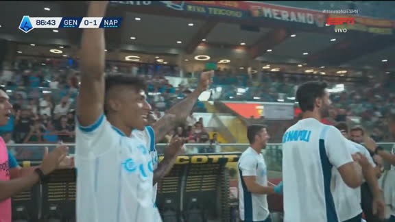 Gol do Napoli! Antonio Vergara faz o 2° contra o Genoa pelo Campeonato Italiano