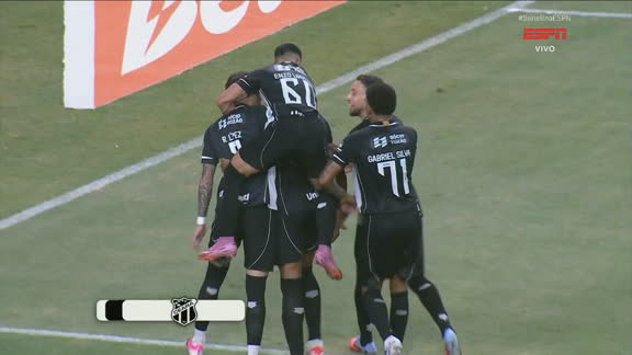 Gol do Ceará! Vozão aproveita bola aérea mais uma vez e Luizão vira o jogo com cabeçada certeira