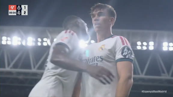 ¡Espí aparece en el último minuto y pone el 2-1 del Real Madrid!