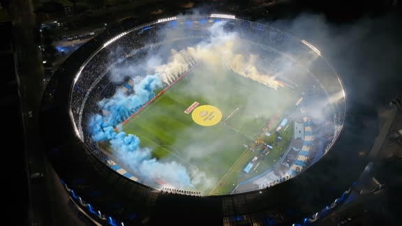 ¡Recibimiento emotivo! Racing recibe a Boca en el Cilindro