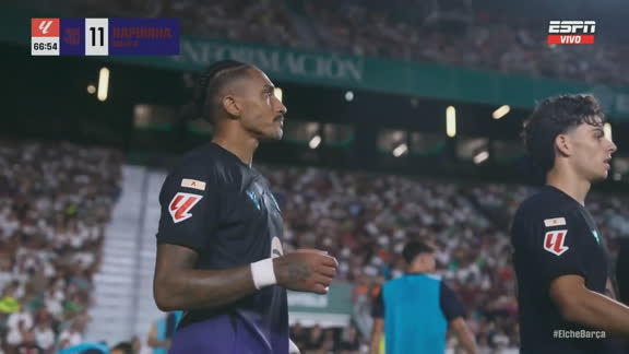 ¡Raphinha abrió el pie, definió al primer palo y festejó su doblete ante Elche!