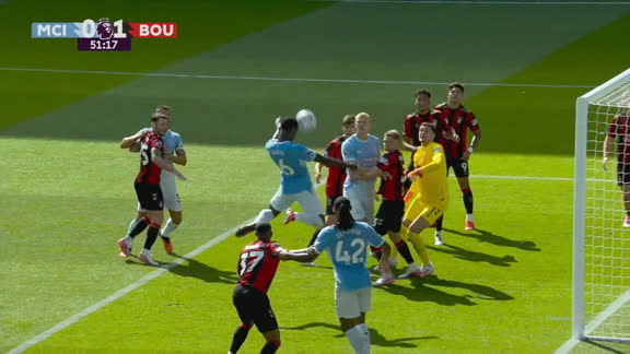 ¡No se puede creer lo que falló Guehi ante el Bournemouth!