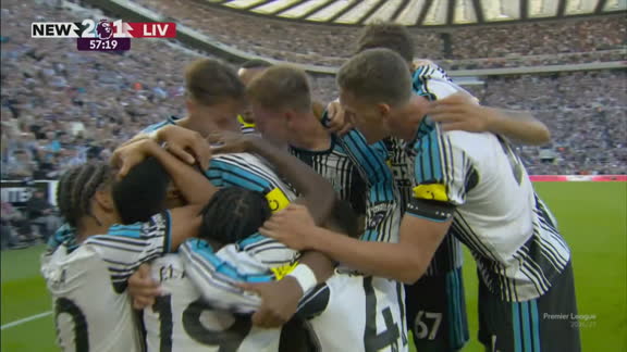 Otra contra letal de Newcastle para estampar el 2-1 sobre Liverpool