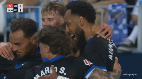 Corrida y gran definición: Aubameyang marcó el 1-0 para Deportivo La Coruña