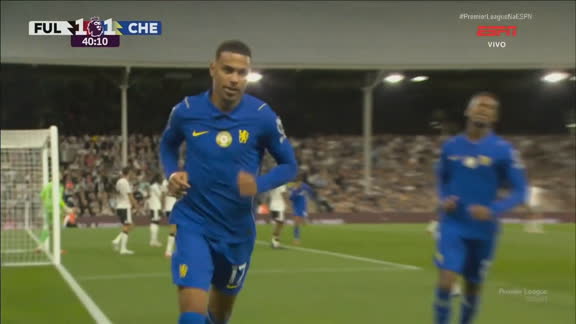 Gol do Chelsea! Lacroix faz jogadaça e dá assistência para Morgan Rogers recolocar os Blues em vantagem