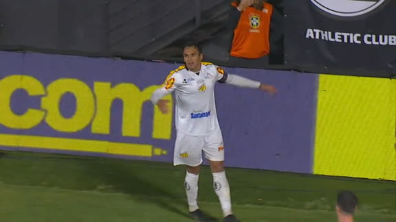Gol do Novorizontino! Robson Fernandes aproveita sobra, só completa para o fundo do gol e faz 2 a 0 no Athletic