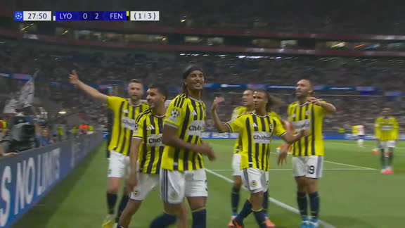¡Quiere jugar la Fase Liga! Brown puso el 2-0 para Fenerbahce