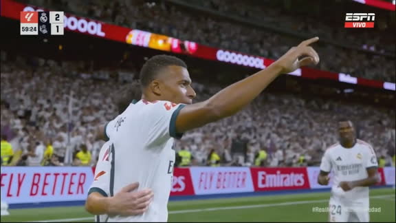¡Golazo de Mbappé para el 2-1 del Real Madrid ante la Real Sociedad!