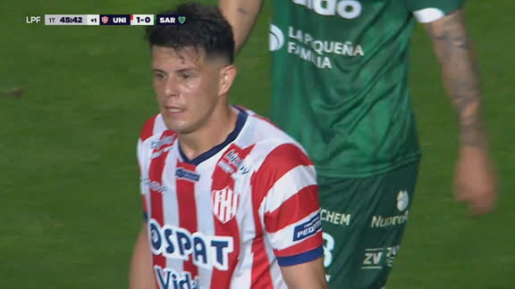¡Desde el círculo central! Estigarribia, cerca de un gol antológico para Unión