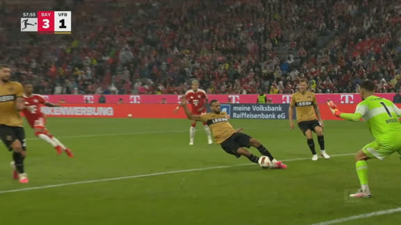 ¡Resbalón y gol en contra insólito! Vagnoman, para su lamento, marcó para el Bayern