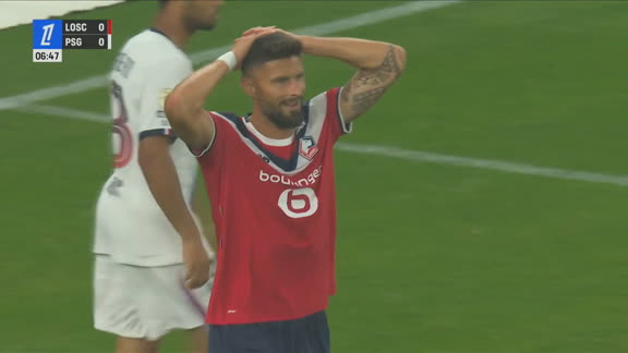 ¡No se puede creer! Giroud se perdió un gol insólito ante PSG