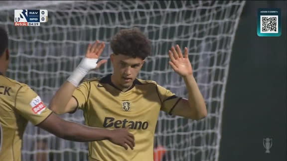 Gol do Sporting! Flávio Gonçalves recebe lindo passe de Doumbia e abre o marcador contra o Rio Ave