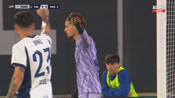 Unsain se lució, le ganó el duelo a Barrera y salvó a Talleres en Córdoba
