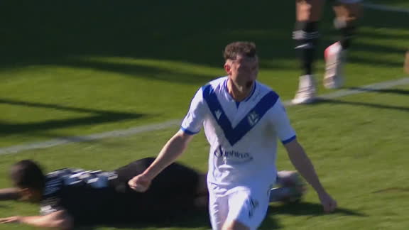 ¡Remate de Pellegrini para el empate de Vélez!