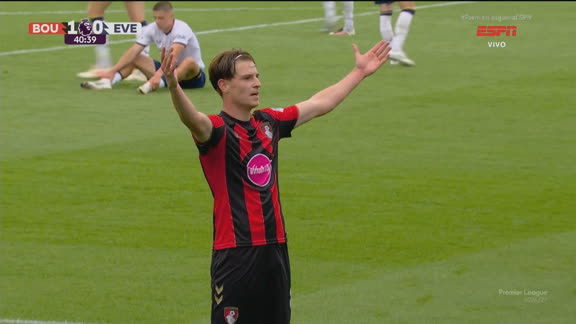 Gol do Bournemouth! Rayan e Evanilson comandam contra-ataque, e Scott abre o placar contra o Everton; VEJA