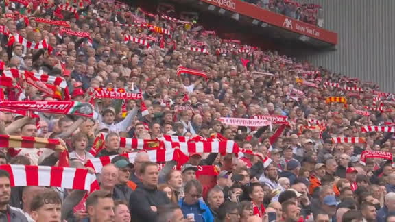 Liverpool estreia em casa contra legião de brasileiros do Forest de olho na primeira vitória na Premier League; VEJA