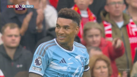 Quase o gol do Forest! Igor Jesus desvia, mas zagueiro do Liverpool salva em cima da linha na Premier League; VEJA