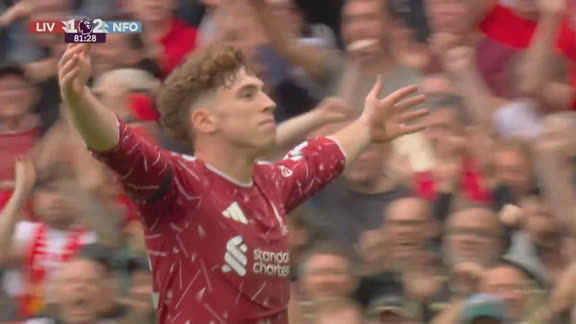 Golaço do Liverpool! Victor Muñoz gira bonito e solta um chutaço para empatar contra o Nottingham Forest de novo; VEJA