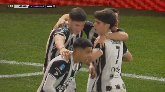 ¡Fernández sorprendió y puso el 1-0 contra Independiente!
