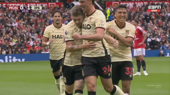 Sorpresa en Old Trafford: Davis puso el 1-0 ante el Manchester United