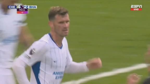 Descuento y final: Gross anotó el 3-4 ante el Chelsea