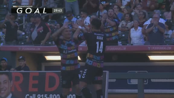¡Hat trick de Rubio Rubín! El guatemalteco lideró la goleada de El Paso Locomotive