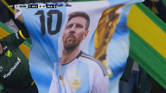¡Varela, rendido a los pies de Leo Messi!