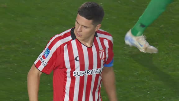 ¡No se puede creer cómo no fue gol de Estudiantes!