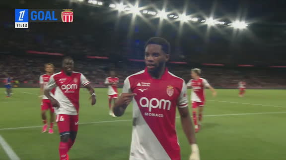 Idumbo le rompió el arco  a Safonov y puso el 2-1