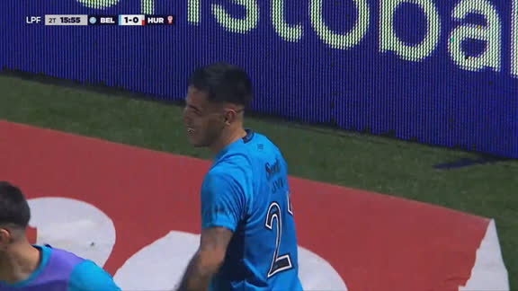 ¡Una definición fenomenal! Uvita Fernández puso el 1 a 0 de Belgrano