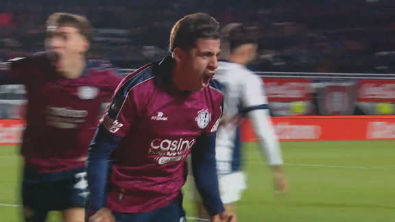 ¡Cuello estaba donde tenía que estar y gritó el 1 a 0 de San Lorenzo!