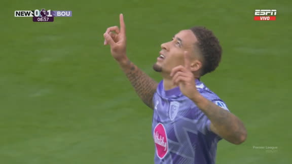 ¡Golazo de Tavernier para el 1-0 del Bournemouth!