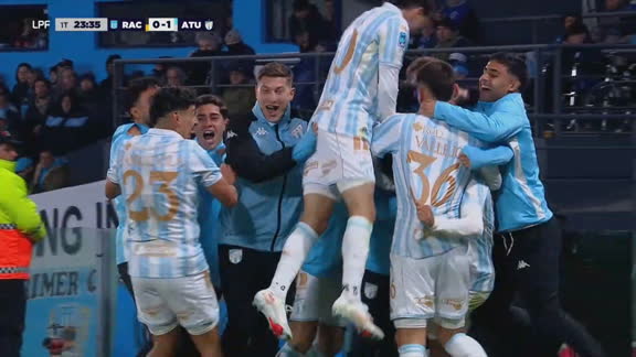 Lautaro Godoy la colocó al ángulo y clavó el 1-0 para Atlético Tucumán