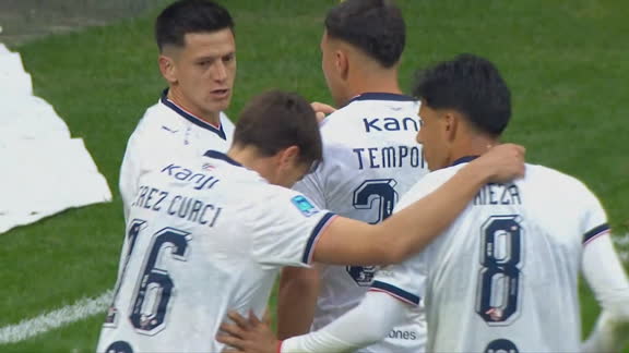 Épica asistencia de Mateo Pérez Curci y definición de Godoy para el 1-0 de Independiente