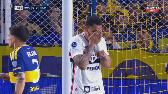 ¡Montero evitó el primer gol de Sao Paulo en la Sudamericana!