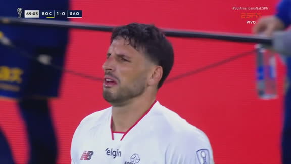 Calleri recebe amarelo e não joga a volta das quartas de final entre Boca Juniors e São Paulo no Morumbis