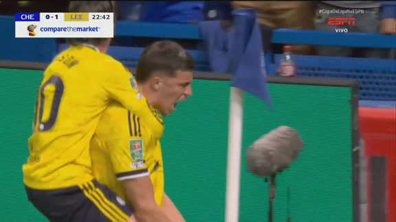 Gol do Leeds! Após escanteio, Muharemovic cabeceia e faz 1 a 0 no Chelsea na Copa da Liga Inlglesa