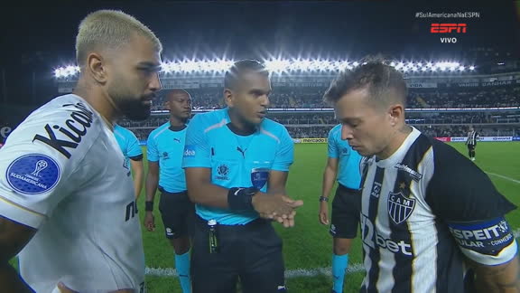 Duelo brasileiro na Sul-Americana! Santos e Atlético-MG iniciam briga por vaga na semifinal; VEJA