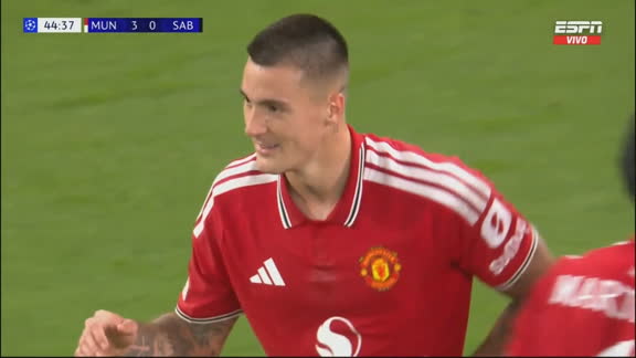 ¡Sesko decretó que el United pasó de ganar a golear en el primer tiempo!