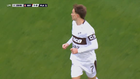 Mainero apareció por el segundo palo y empató el partido ante Estudiantes