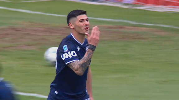 Florentin pisó el área y festejó el 2-1 ante Aldosivi