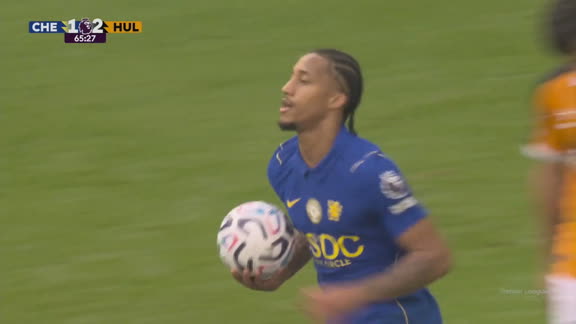 Joao Pedro y una definición brillante para el empate ante Hull City