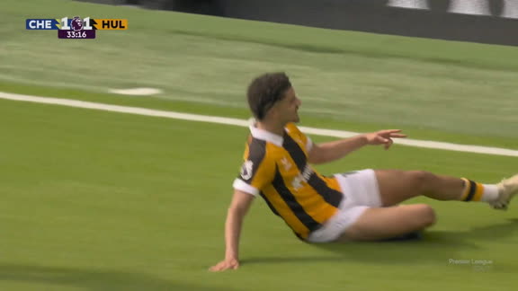 Sorpresa en la Premier: Belloumi anotó el 2-1 y dio vuelta el marcador ante el Chelsea