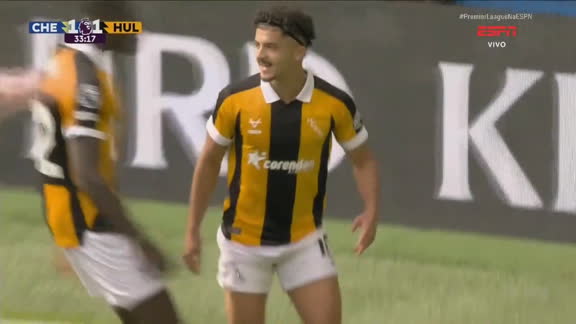 Virada do Hull City contra o Chelsea! Belloumi pega a sobra após bola no travessão e dispara um foguete
