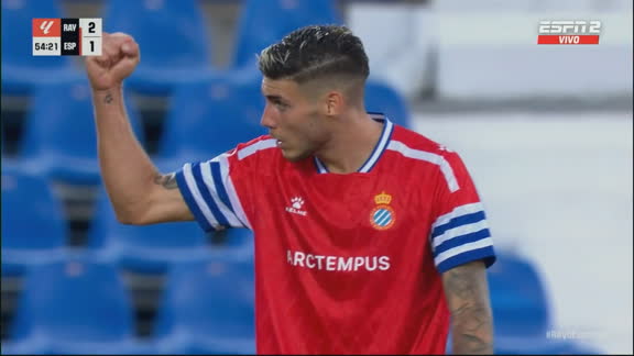 Golazo de Roberto Fernández para descontar ante Rayo Vallecano